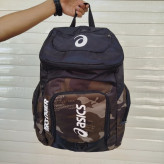 کوله ورزشی asics مدل سطلی