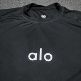 ست تیشرت لاکرا سوزنی و شلوارک غواصی alo (رنگ مشکی)