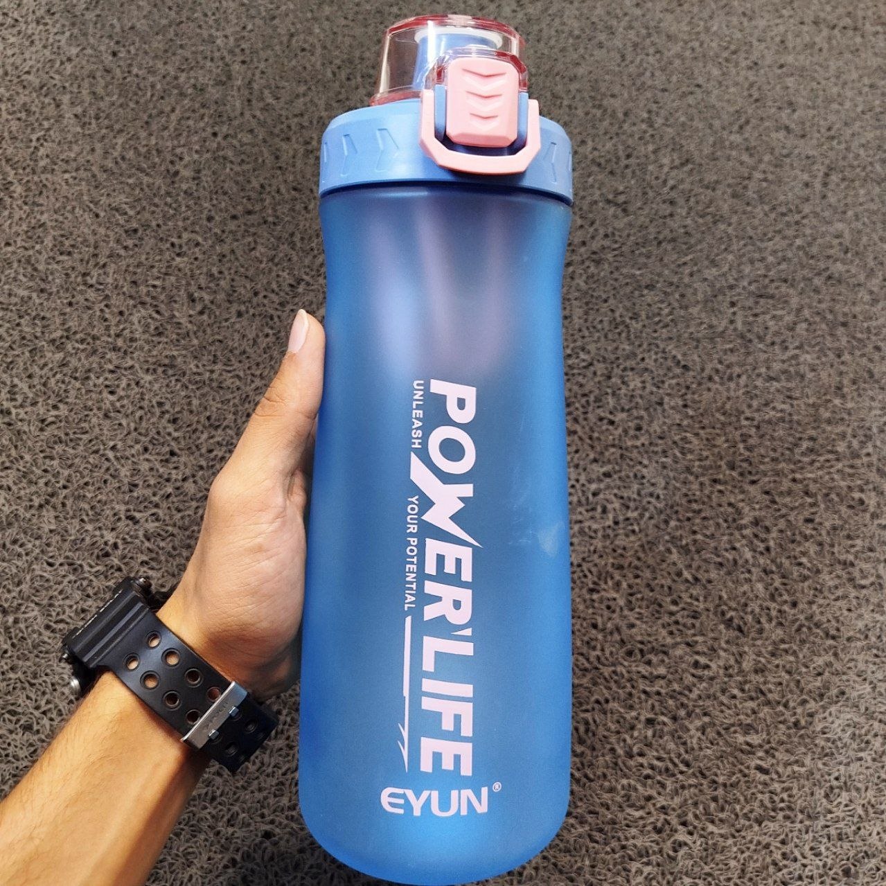 قمقمه Eyun