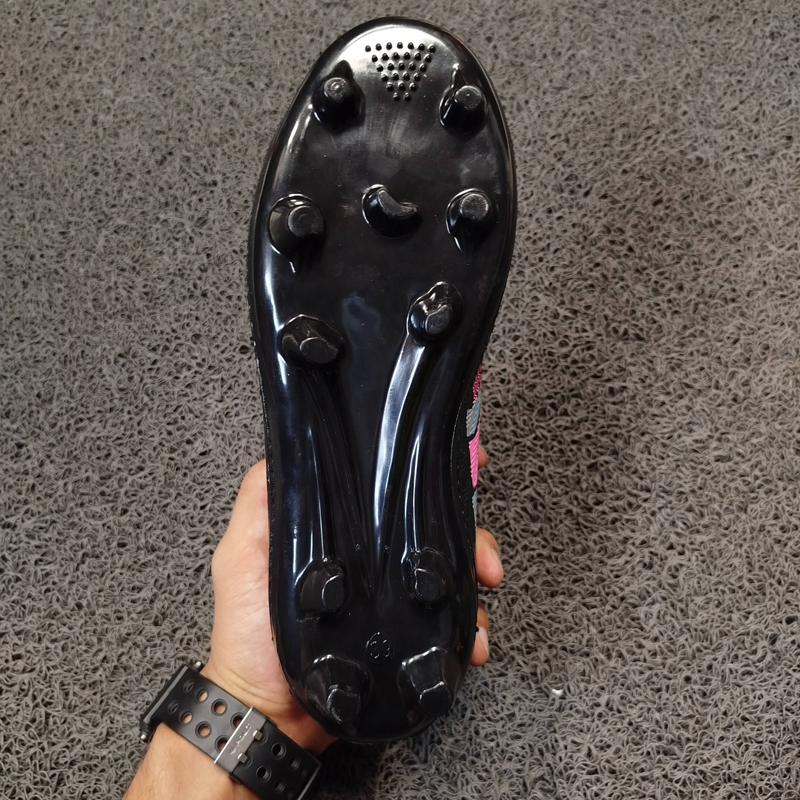 کفش چمنی استوک دار Mizuno